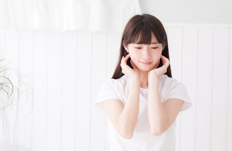 繰り返すニキビは身体からのサインかも！？｜肌悩みを解消するならsalon OnMyWayにご相談下さい｜
