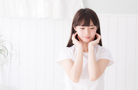 生理の時に血の塊が混ざるのは巡りが悪くなっているサイン｜女性の不調を整えるならsalonOnMyWayの体質改善｜