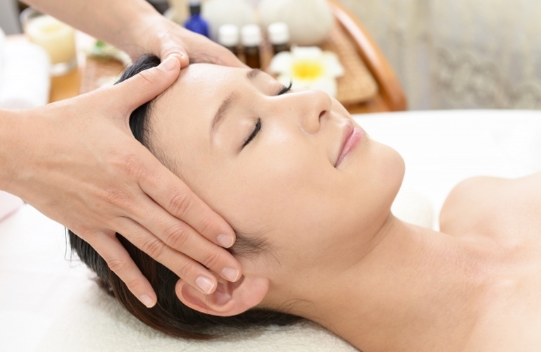 フェイシャルトリートメントと経絡ヘッドスパを一緒に受けれる！｜salonOnMyWayで最高の癒しを｜